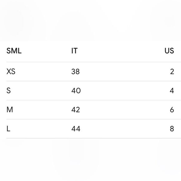 Dolce and Gabbana gold shorts size 38 (US2) - Picture 12 of 12